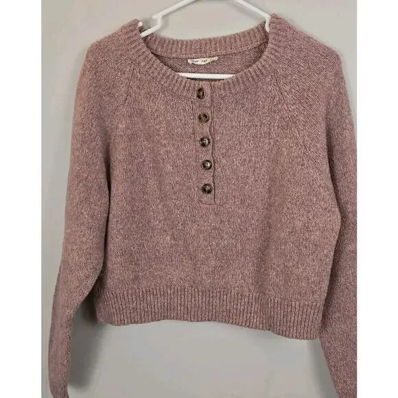 Button Henley Sweater Dusty Pink Poly Cotton Blend V-Neck SMALL Schoolgirl Crop - Picture 2 of 8